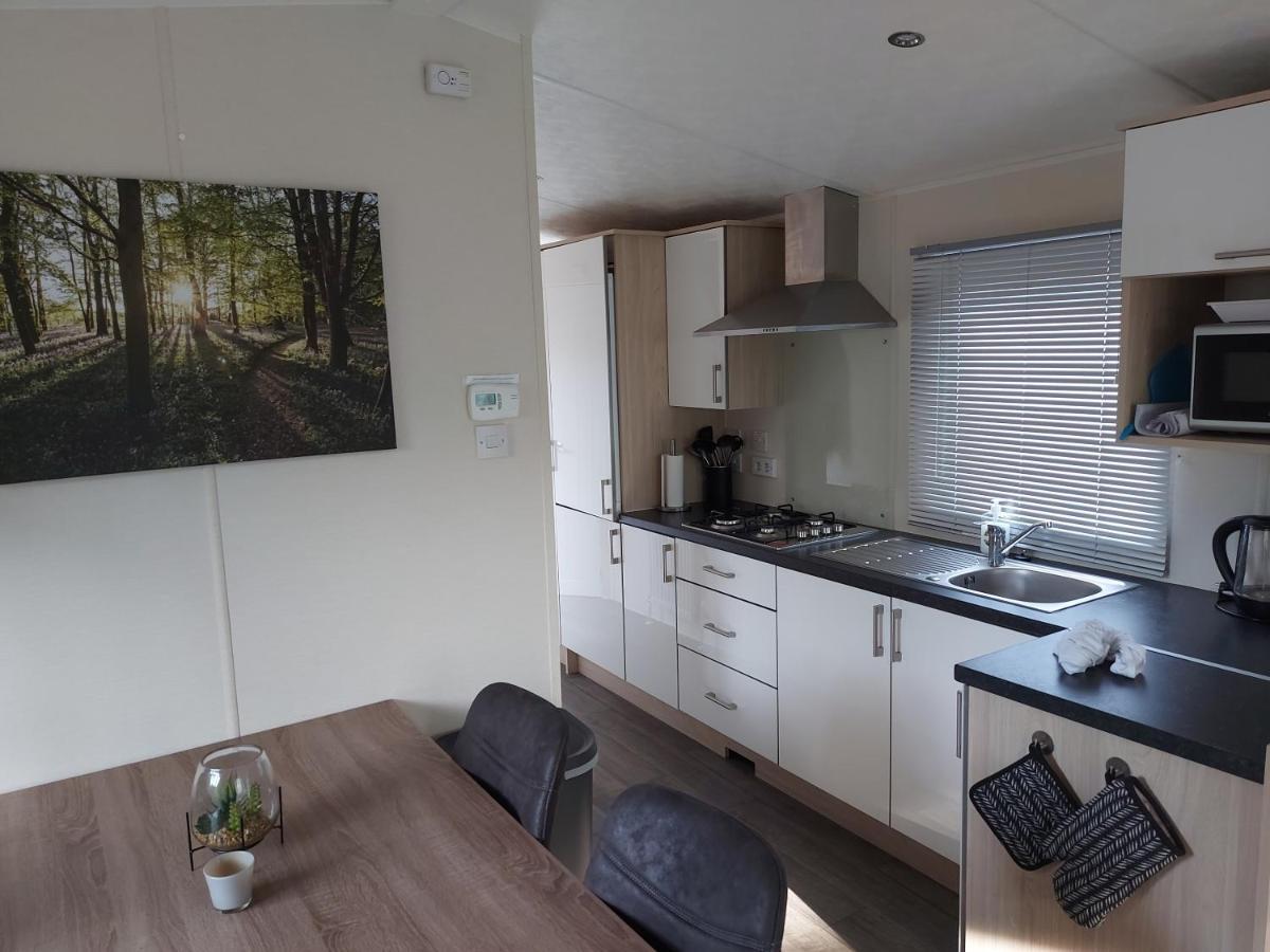 Villa Chalet Wanama. Gelegen Op Het Vakantiepark Het Lierderholt Op De Veluwe. Beekbergen Exterior foto